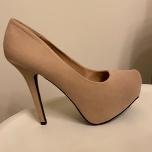 5” neutral color heel